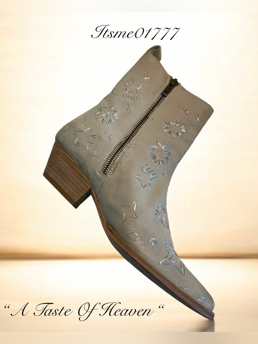🌸 FREE PEOPLE Star-Embellished Ankle Boot in Light Gray